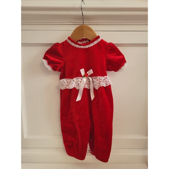 Velvet Rose & Company Other - VTG 80s Violet Rose Red Velvet Lace Baby Christmas Romper Jumpsuit